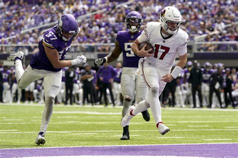 David Blough rallies the Cardinals to a 18-17 victory over Vikings in the preseason finale